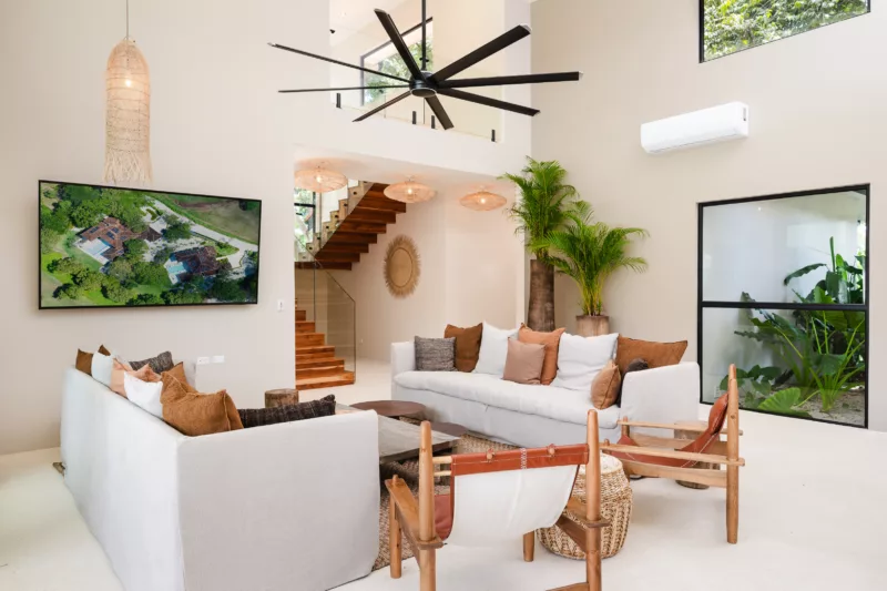 Villa Aya — the fusion of modern design and tropical beauty 2